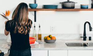 The single woman's guide to buying their first home