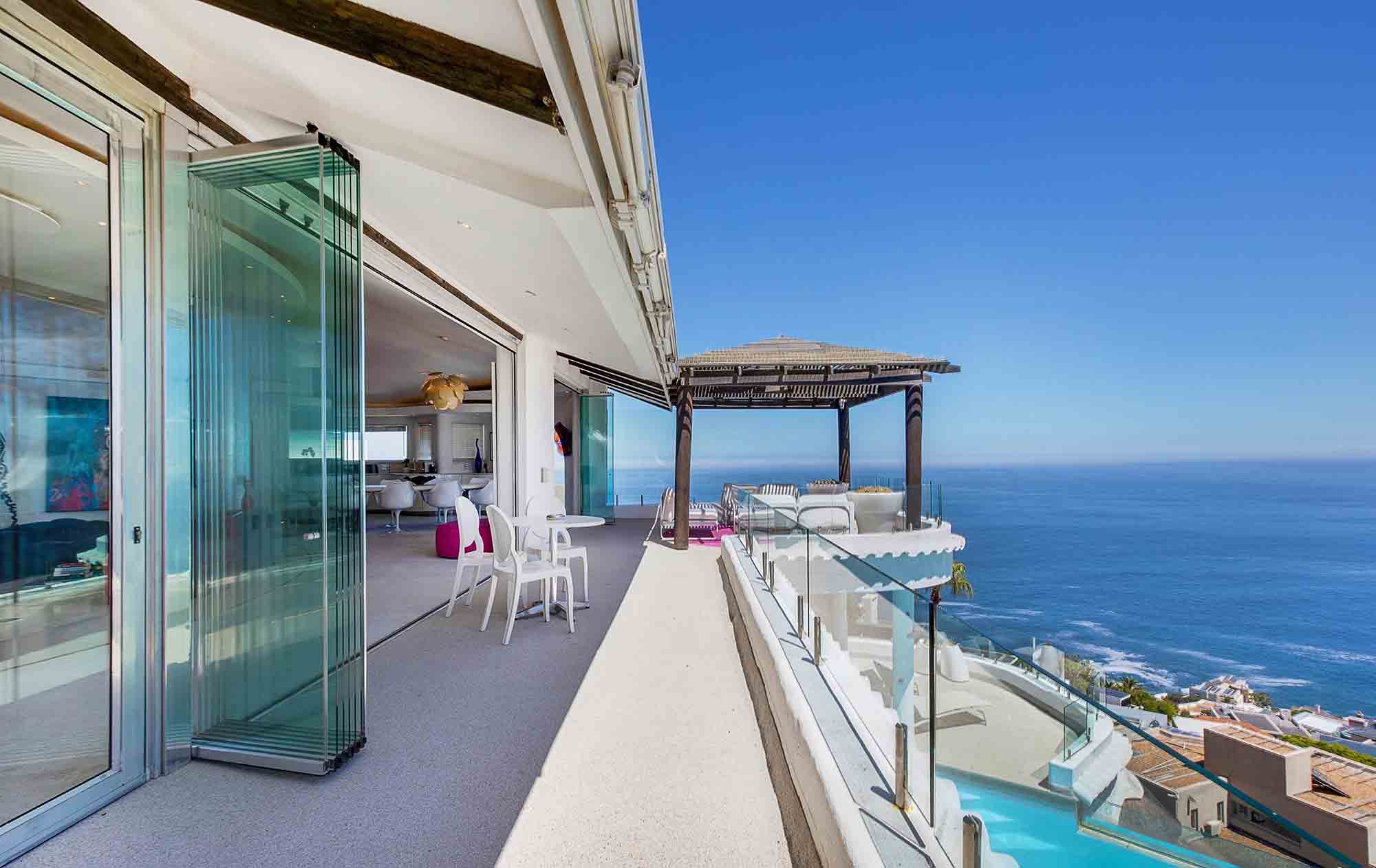 Bantry Bay property (De Wet Rd) sold for R48m