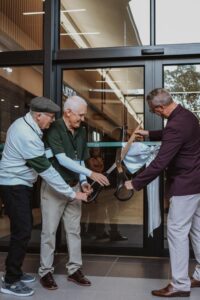 The official ribbon cutting ceremony marking the opening of Garden Walk (Left to right: Carel Swanepoel, Chairman of Organic Coral, Jannie Moolman, Chairman of Moolman Group and Mosselbaai Municipality Executive Mayor Dirk Kotze)