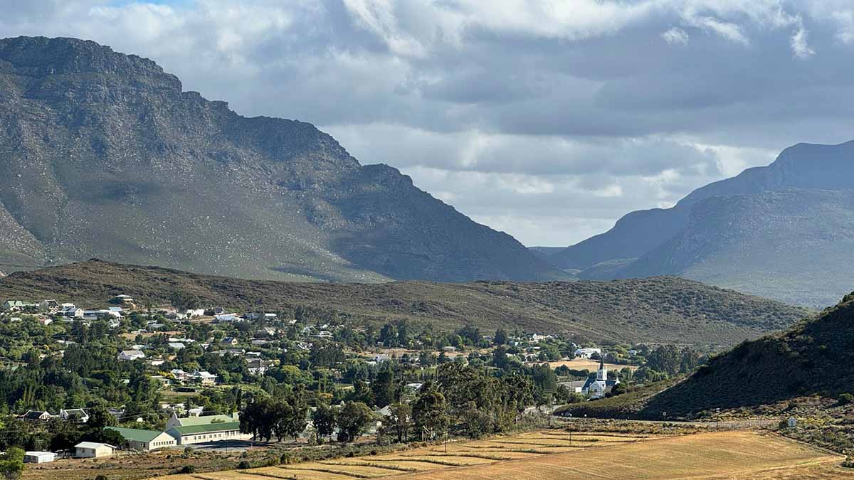 buy cheap property south Africa