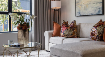 Oasis Life Burgundy Estate: Living room